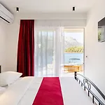 Luxury Bonaca شقة *