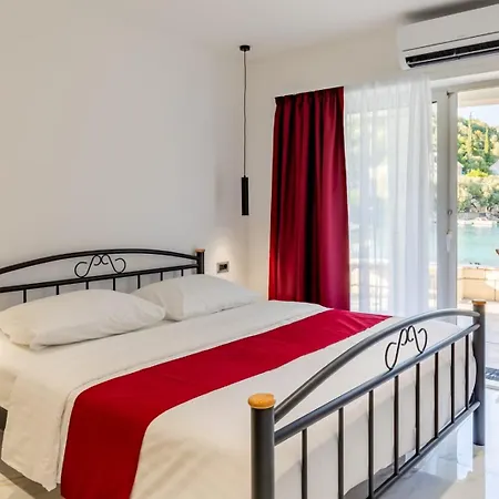 Luxury Bonaca דירה קורצולה